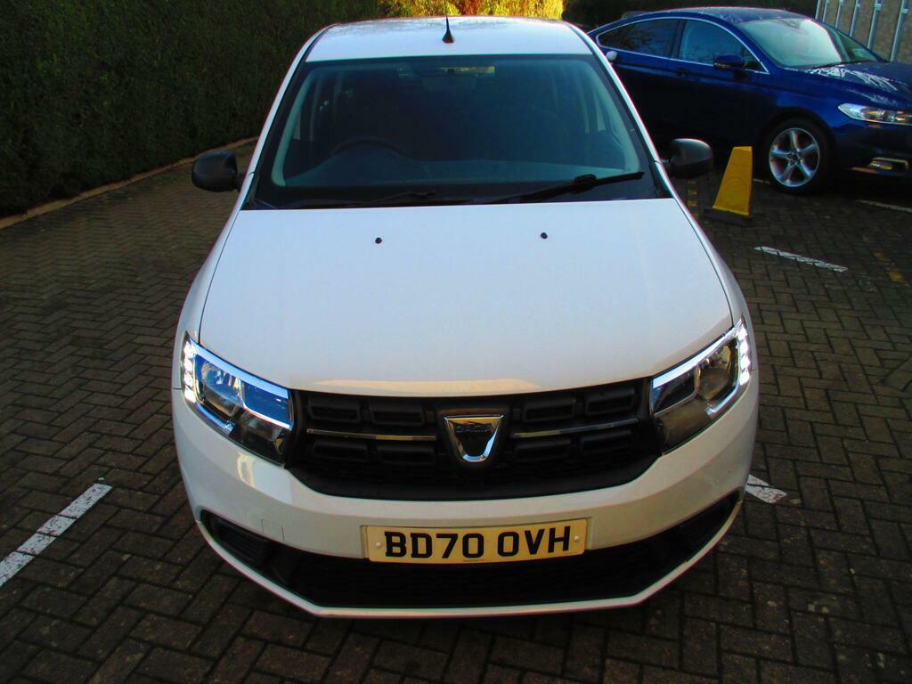 Dacia Sandero 1.0 Sce Essential Euro 6 BD70OVH White #3