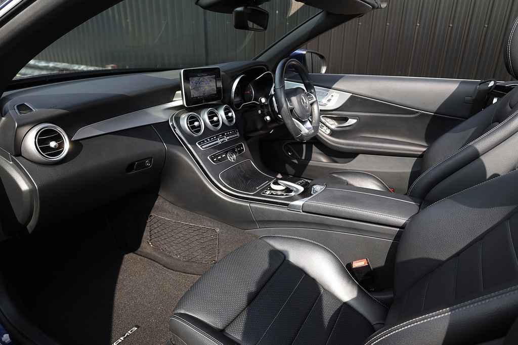 Mercedes-Benz C Class C250d Amg Line Convertible FM66YWY Blue #3