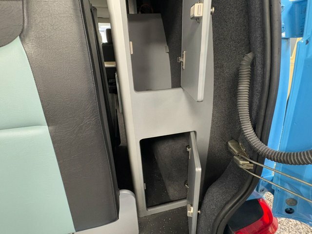 Volkswagen Campervan Camper 2 White #30