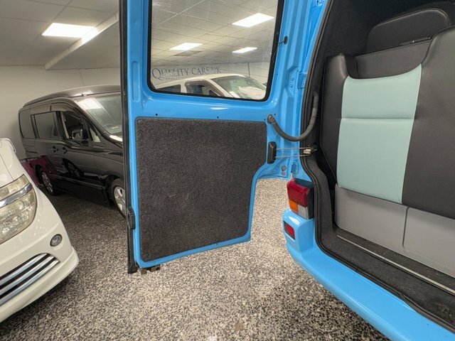 Volkswagen Campervan Camper 2 White #29
