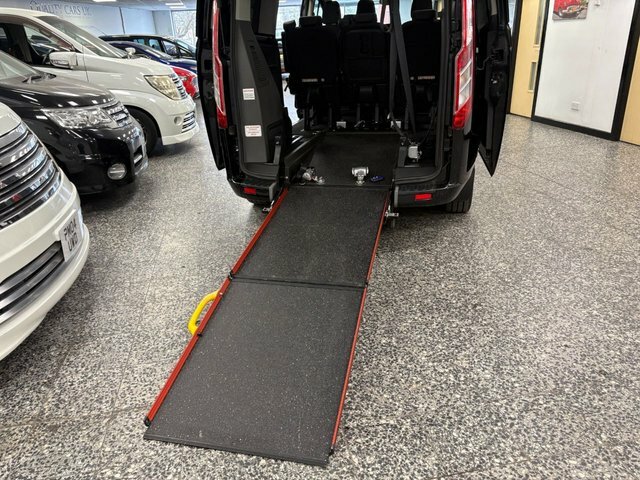 Ford Tourneo Custom 2.0 320 Ecoblue Titanium Minibus Double Cab Di SF19OXS Black #3