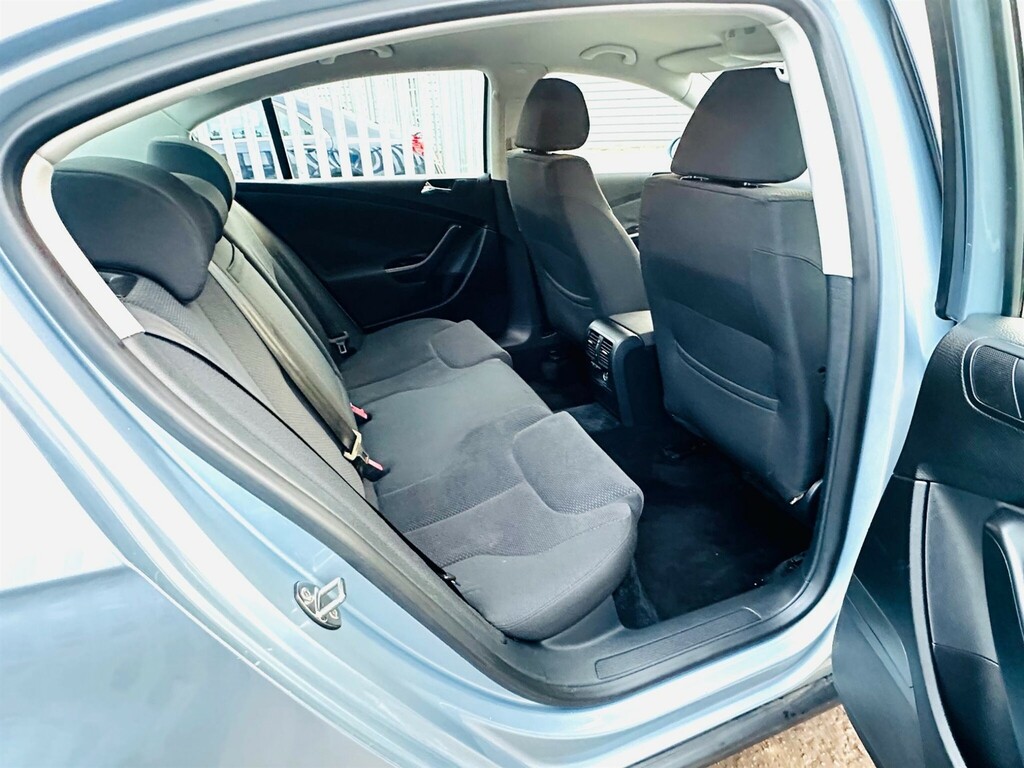 Volkswagen Passat 2.0 Tdi Se Euro 4 RV57YBY Blue #4