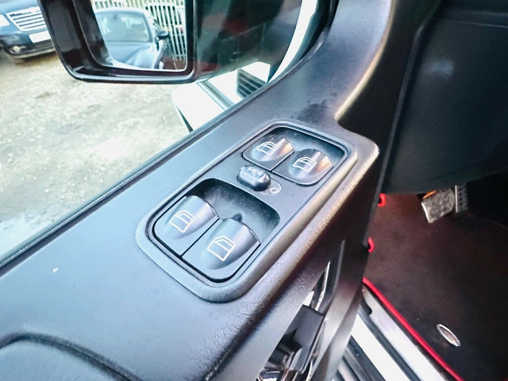 Mercedes-Benz G Class G300 Cdi Lwb Blue #33