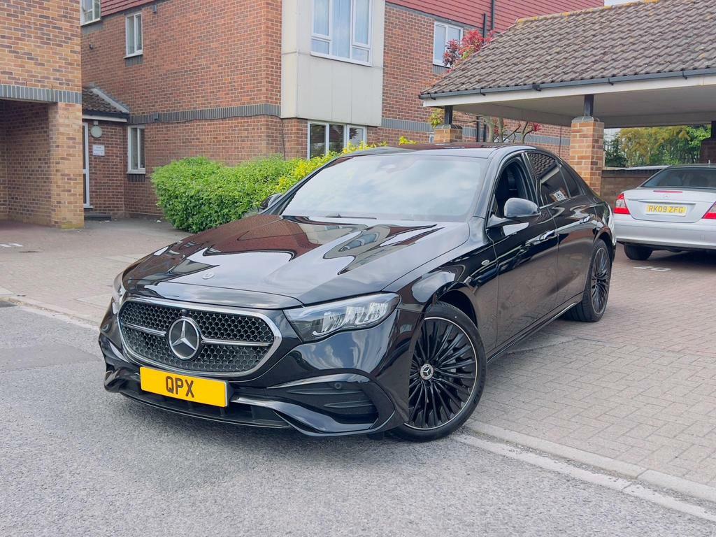 Mercedes-Benz E Class 2.0 E300de 25.4Kwh Amg Line Premium Saloon Black #2