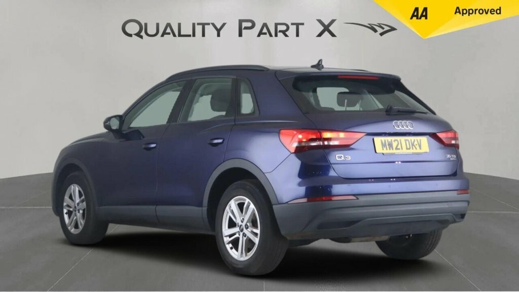 Audi Q3 2L Technik MW21DKV Blue #5