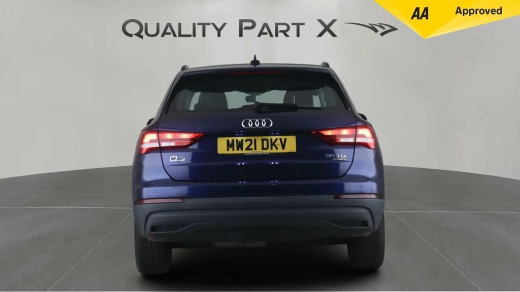 Audi Q3 2L Technik MW21DKV Blue #6