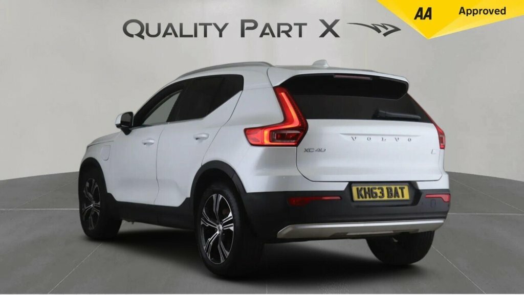 Volvo XC40 Suv KH63BAT White #5
