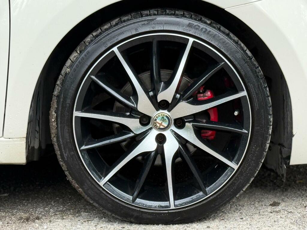 Alfa Romeo MiTo 1.6 Jtdm-2 Sportiva Euro 5 Ss 201363 White #5