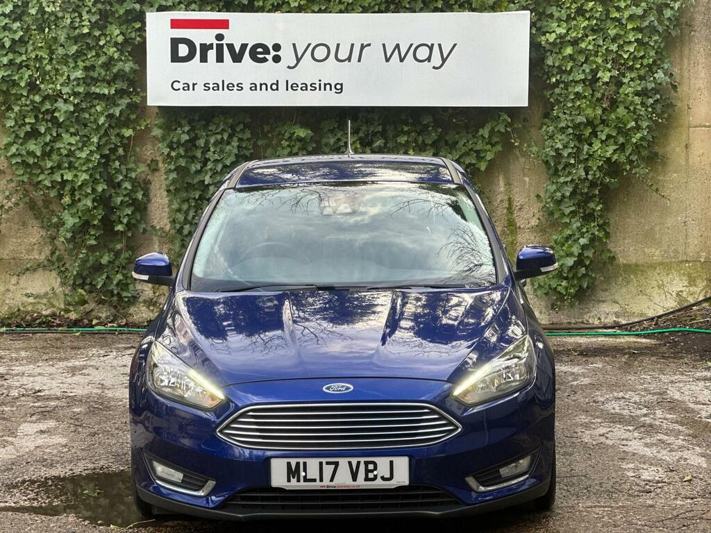 Ford Focus Hatchback 1.0T Ecoboost Titanium Euro 6 Ss ML17VBJ Blue #2