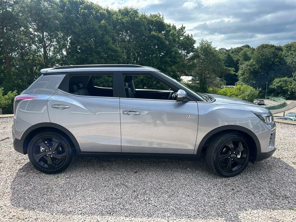SsangYong Tivoli 1.5 K40 Silver #6