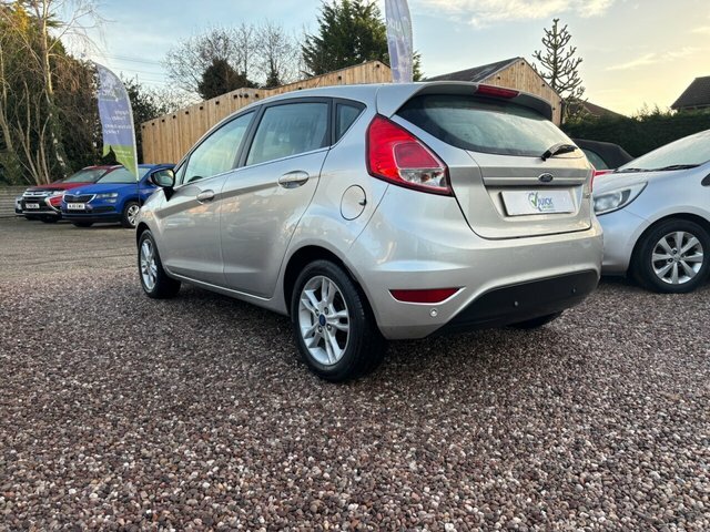 Ford Fiesta 1.6 Zetec Hatchback Powershift Euro 5 Silver #4