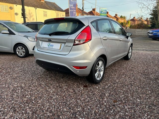 Ford Fiesta 1.6 Zetec Hatchback Powershift Euro 5 Silver #2