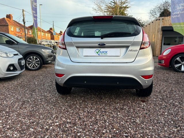 Ford Fiesta 1.6 Zetec Hatchback Powershift Euro 5 Silver #3