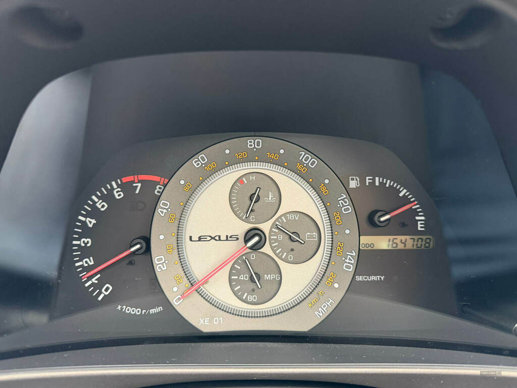 Lexus IS 2.0 Se Silver #29