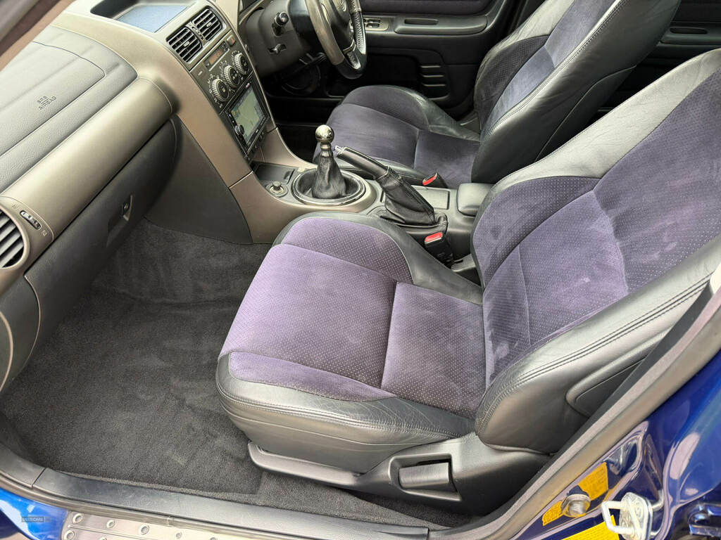 Lexus IS 2.0 Se Silver #23