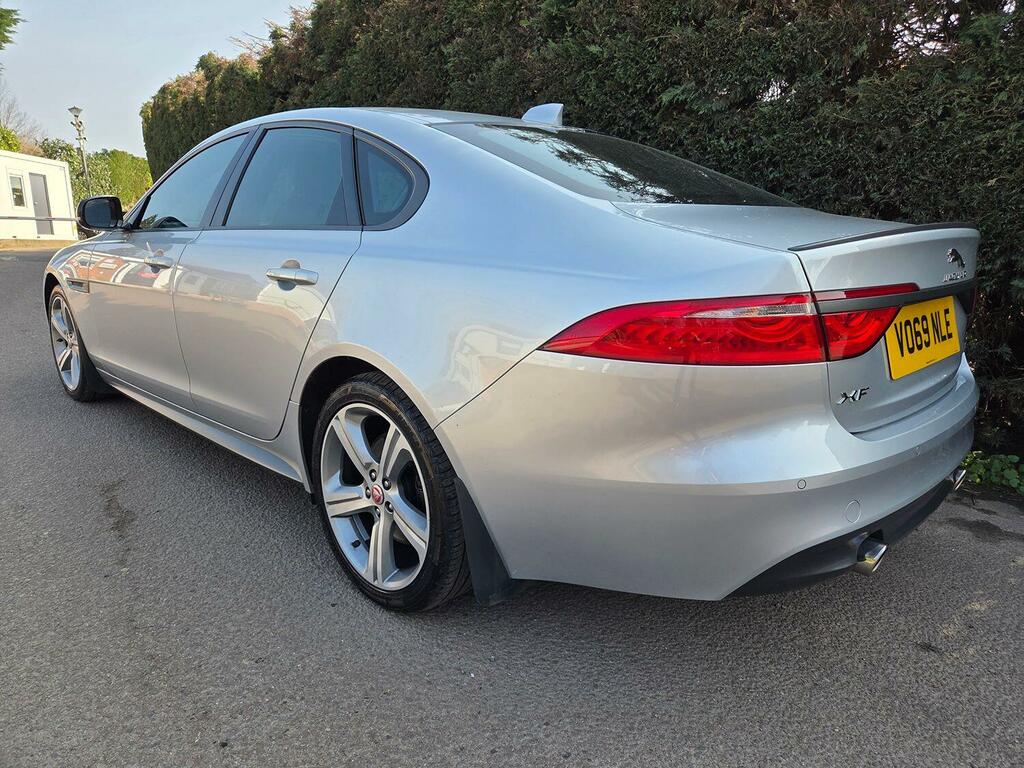 Jaguar XF Saloon 3.0 D V6 300 Sport 2019 Silver #5