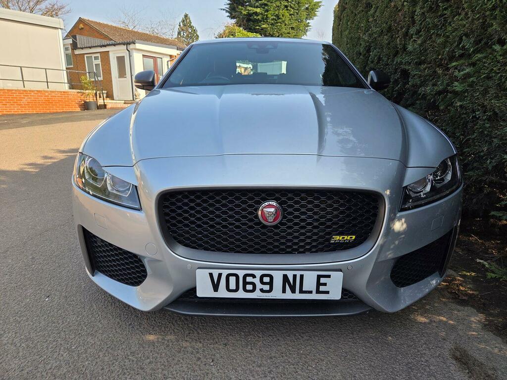 Jaguar XF Saloon 3.0 D V6 300 Sport 2019 Silver #2