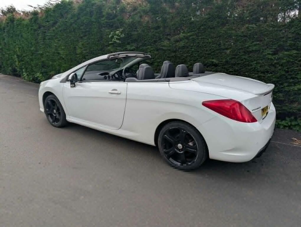 Peugeot 308 Convertible 1.6 Thp Gt 2010 White #4