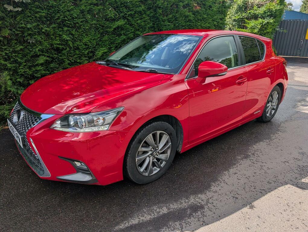 Lexus CT Hatchback 1.8 200H 2019 Red