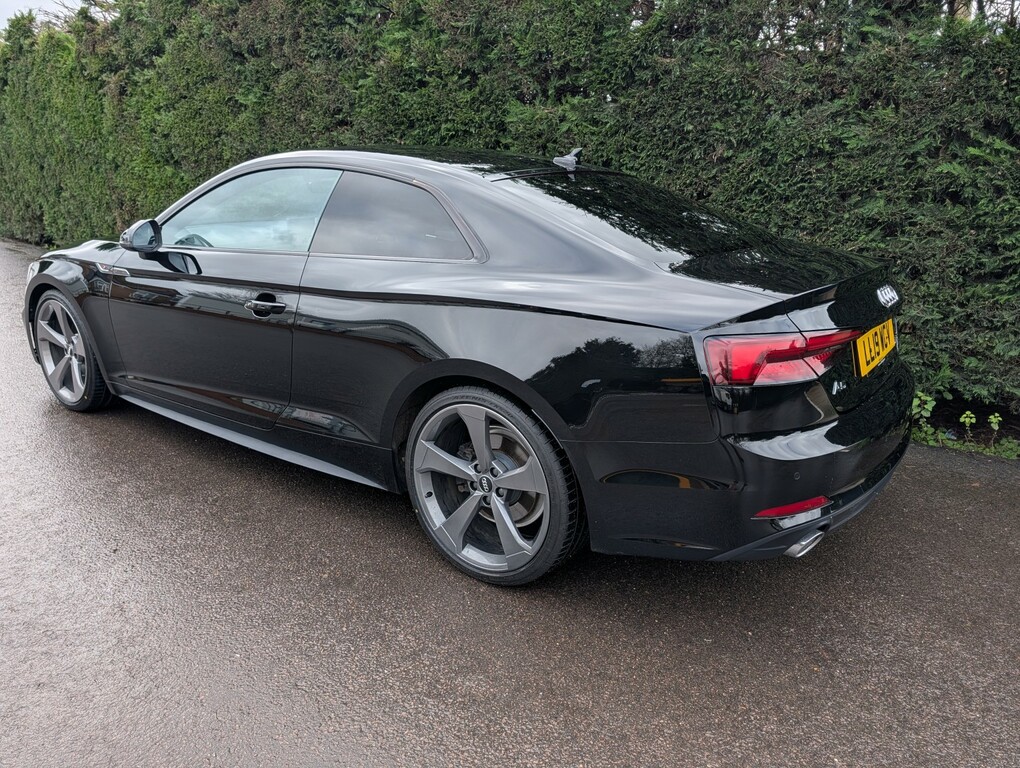 Audi A5 Coupe 2.0 Tfsi 35 Black Edition 2019 LL19WCV Black #6