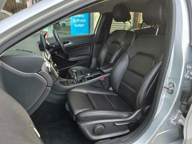 Mercedes-Benz GLA Class 2018 1.6 Gla200 Sport Executive Suv M YG68UWL Silver #3