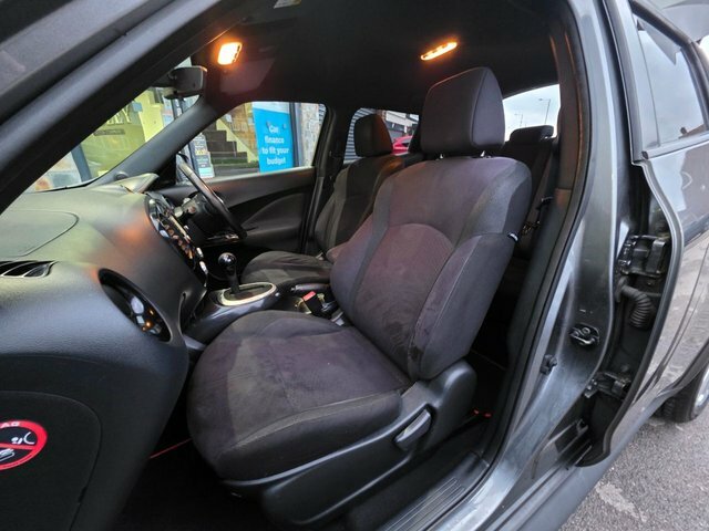 Nissan Juke 2015 1.6 N-connecta Suv Xtron Euro 6 1 LV65XMM Grey #3