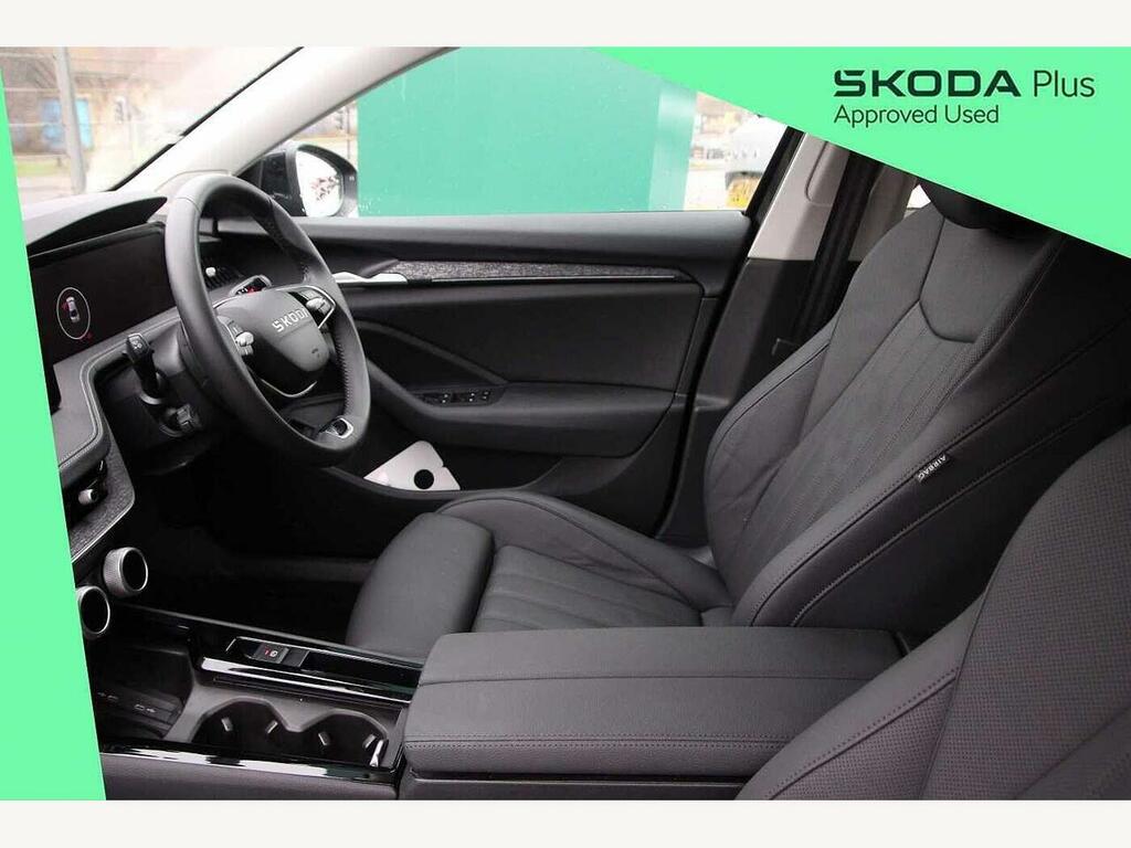 Skoda Superb 2025 2.0 Tdi 193 Se L 4X4 Dsg DE25OHR Black #2