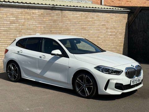 BMW 1 Series 1.5 118I M YB70KMJ White #3