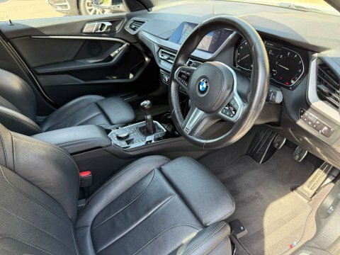 BMW 1 Series 1.5 118I M YB70KMJ White #5