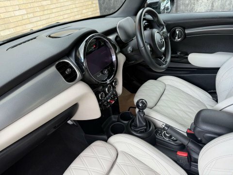 Mini Hatch 1.5 Cooper Exclusive PL71MVJ Blue #2