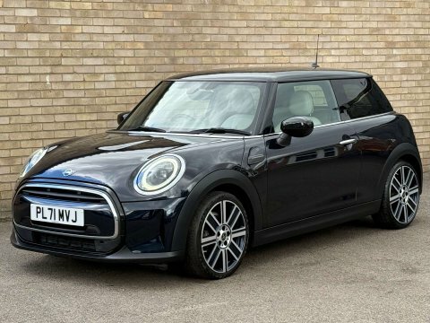 Mini Hatch 1.5 Cooper Exclusive Blue