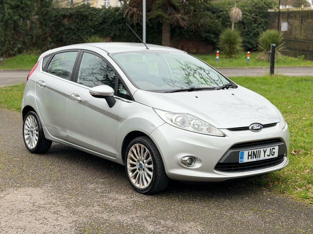 Ford Fiesta 1.4 Zetec HN11YJG Silver #2