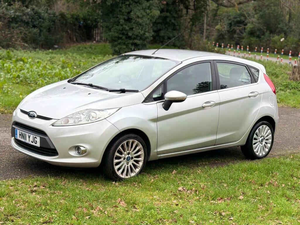 Ford Fiesta 1.4 Zetec HN11YJG Silver #5