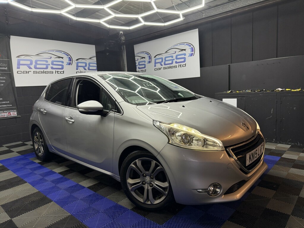 Peugeot 208 1.6 E-hdi Allure 2015 Silver