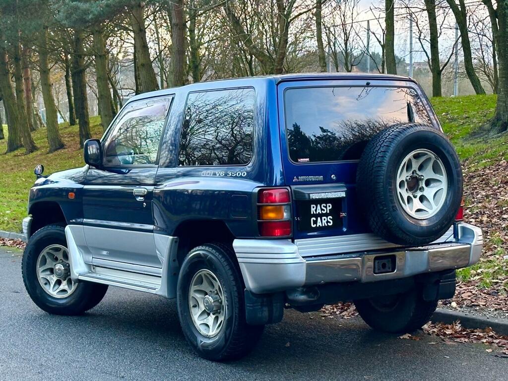Mitsubishi Shogun Evolution Silver #18