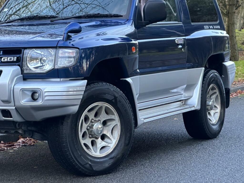 Mitsubishi Shogun Evolution Silver #13