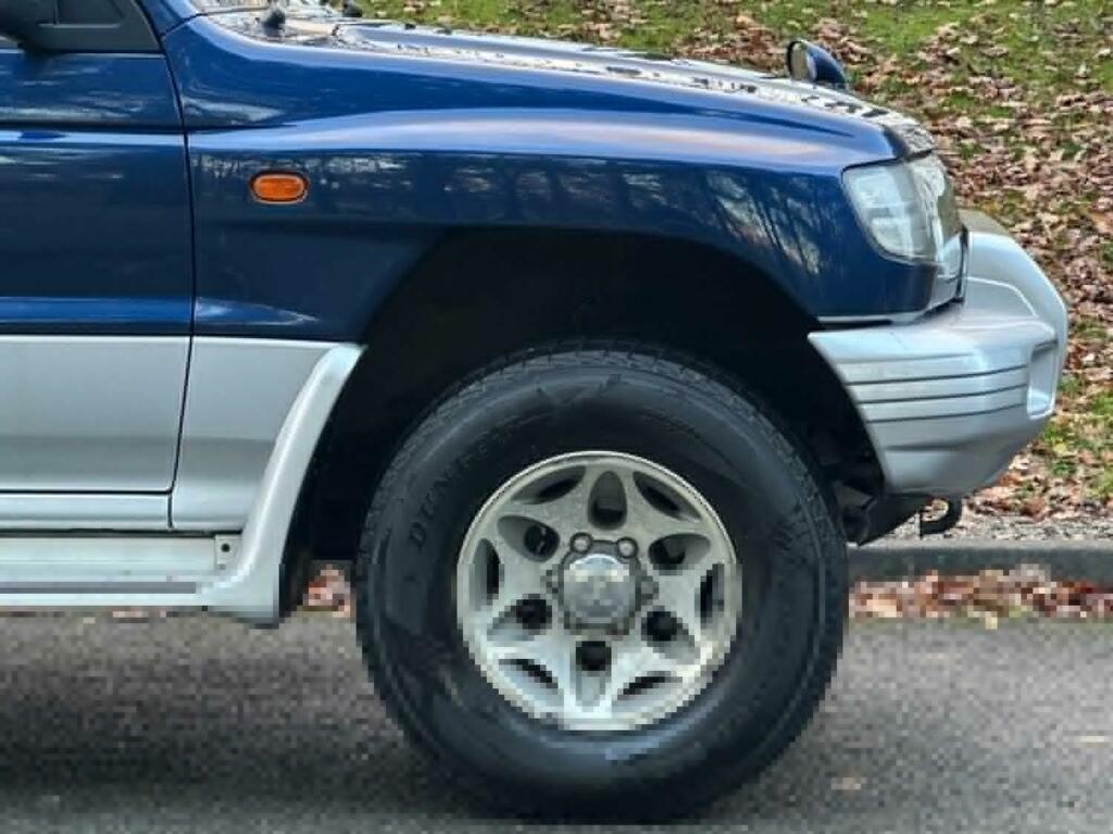 Mitsubishi Shogun 4X4 Suv 1991 - 2000 1997P Blue #6