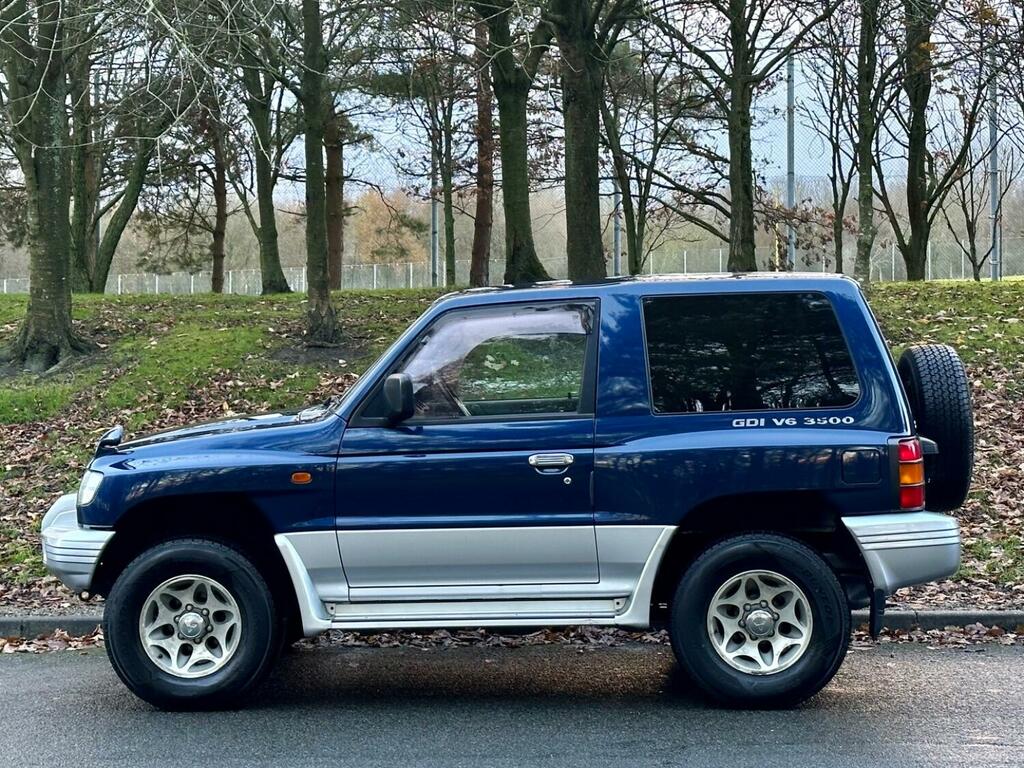 Mitsubishi Shogun Evolution Silver #12