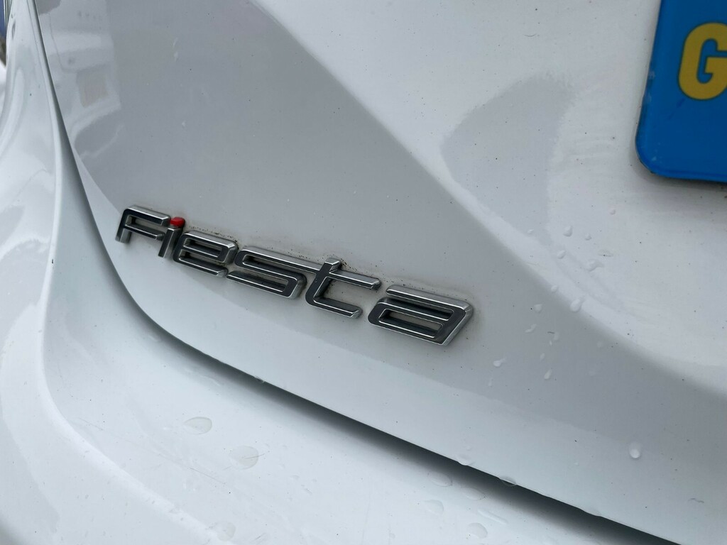 Ford Fiesta Fiesta Hatchback 1.0 Ecoboost Zetec EA18HDD White #6