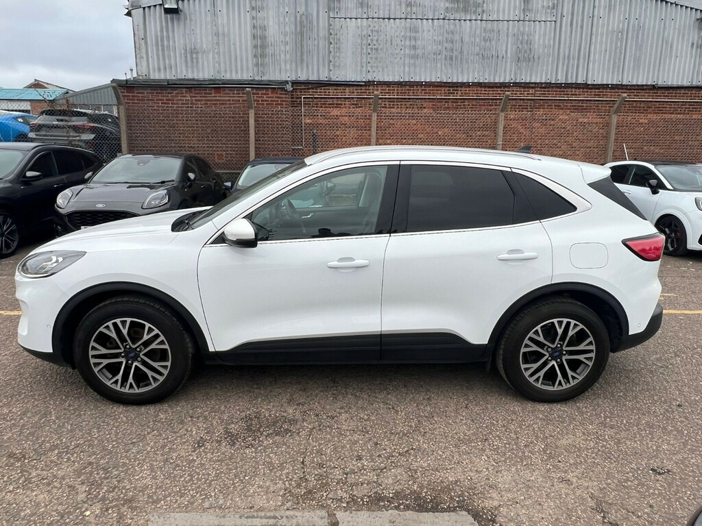 Ford Kuga Kuga Estate 1.5 Ecoboost 150 Titanium First Editio EK70AUH White #4