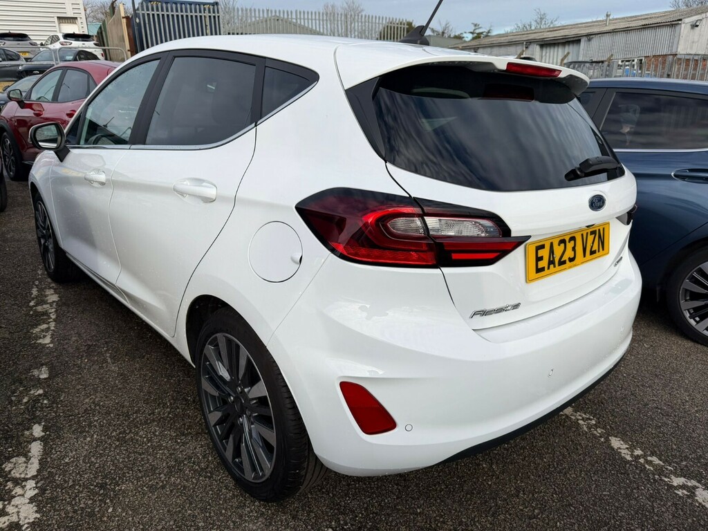 Ford Fiesta Fiesta Hatchback 1.0 Ecoboost Hybrid Mhev 125 Tita EA23VZN White #4