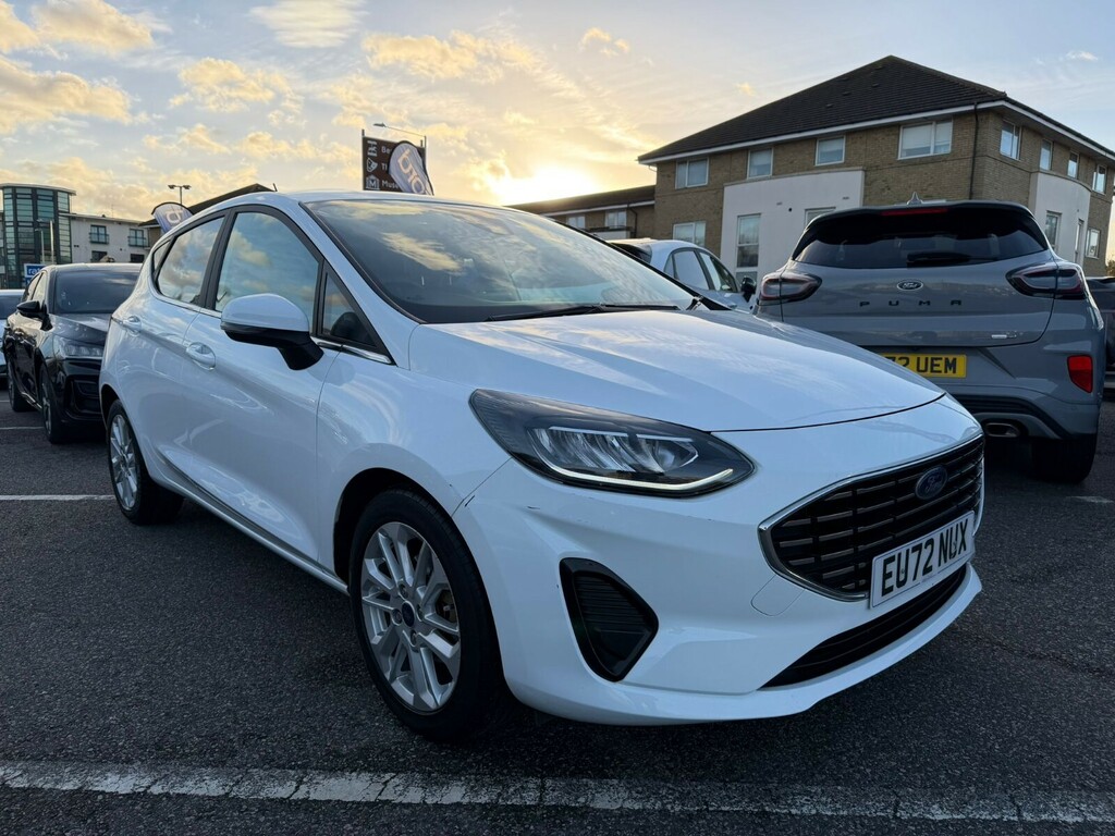 Ford Fiesta Fiesta Hatchback 1.0 Ecoboost Titanium White