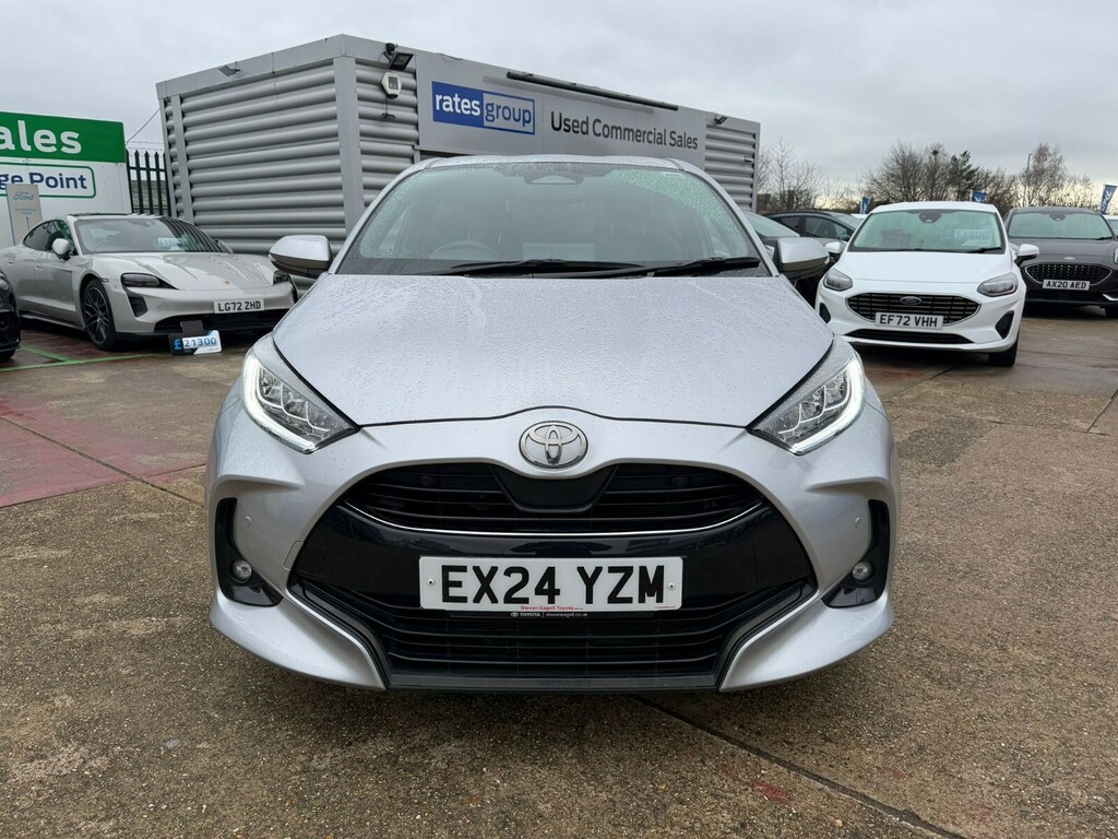 Toyota Yaris Yaris 1.5 Excel Cvt Hatchback EX24YZM Silver #2