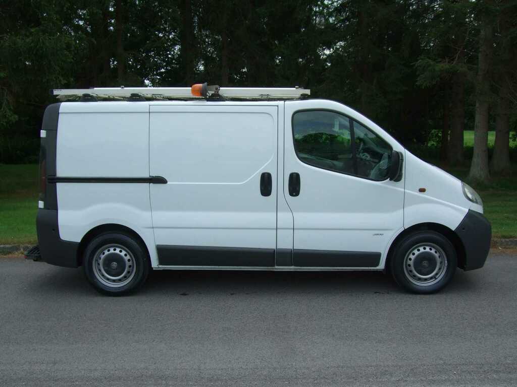 Vauxhall Vivaro Di 2900 Swb White #5