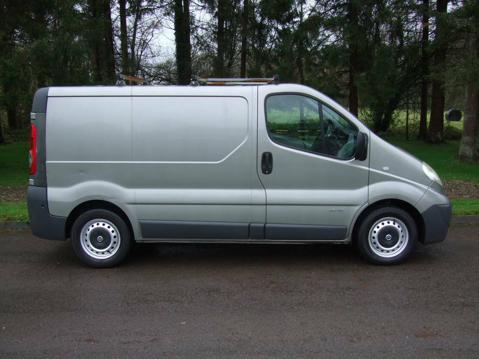 Nissan Primastar 2.0 Dci Se Van 115Ps E5GWC Grey #5