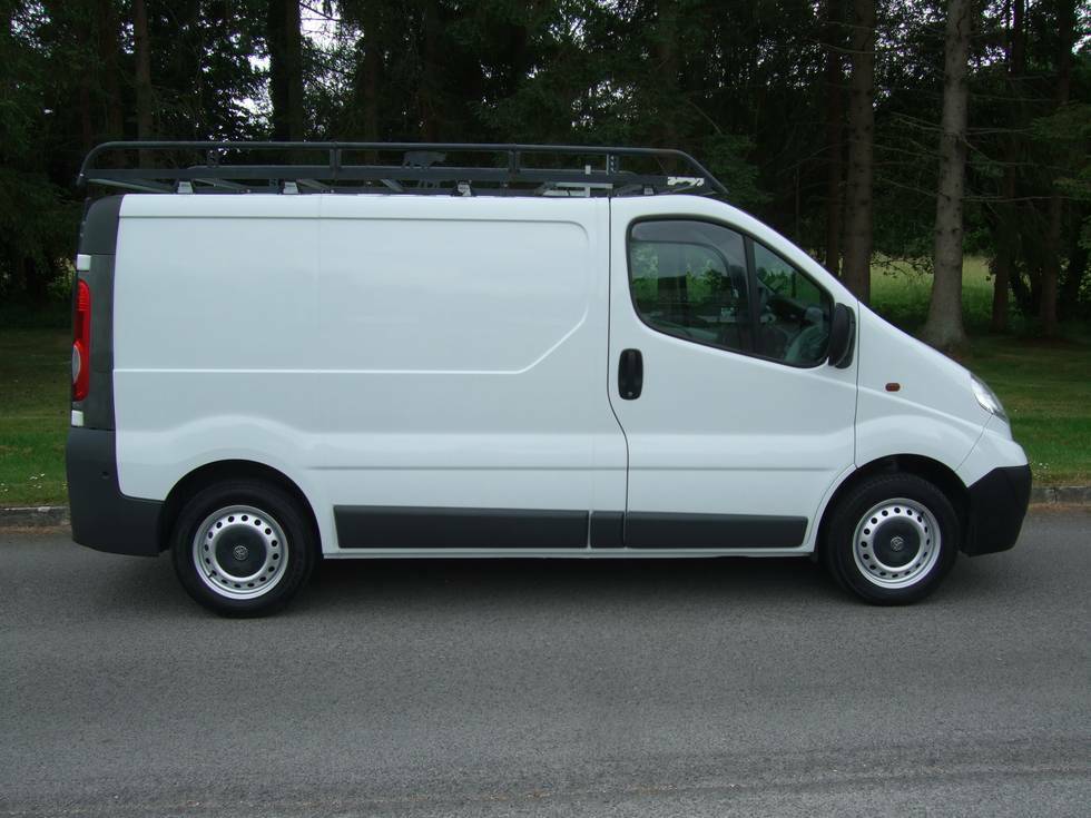 Vauxhall Vivaro 2700Cdti Swb Shr White #5