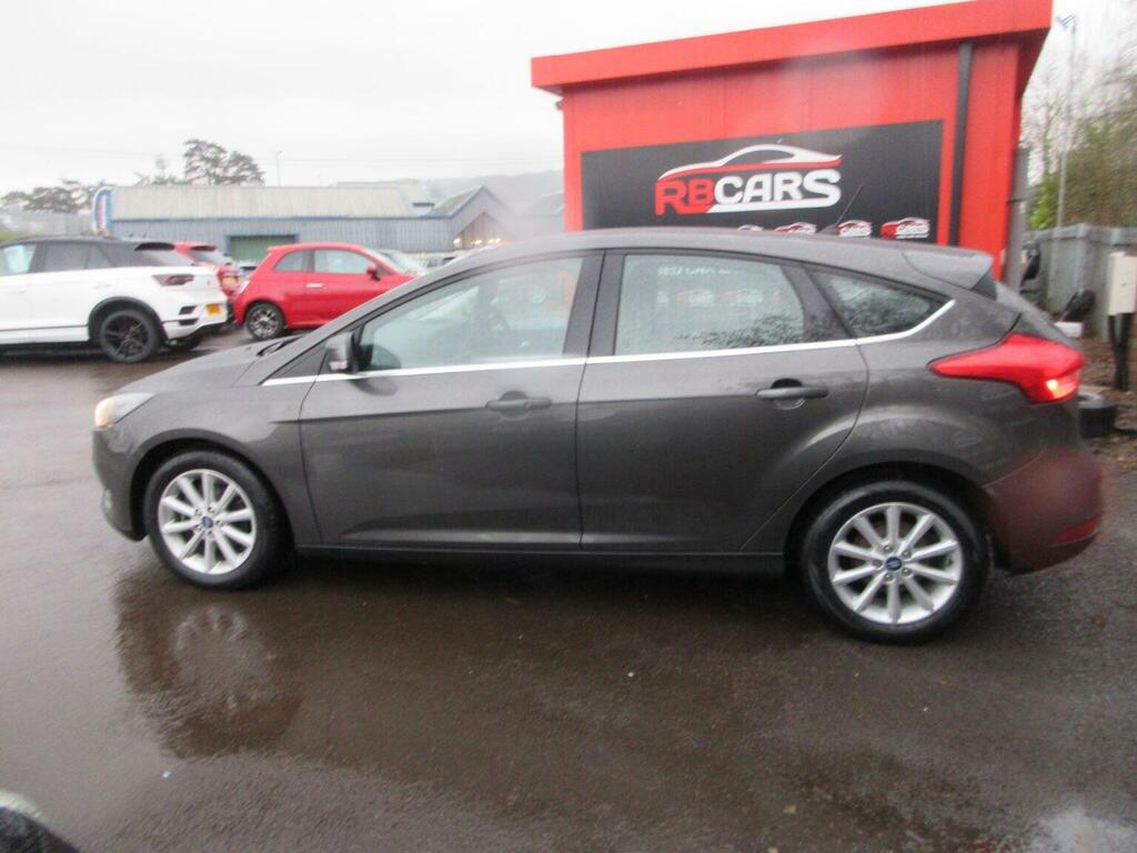 Ford Focus Hatchback 1.5 Tdci Titanium Euro 6 Ss 2018 BJ68BDO Grey #4