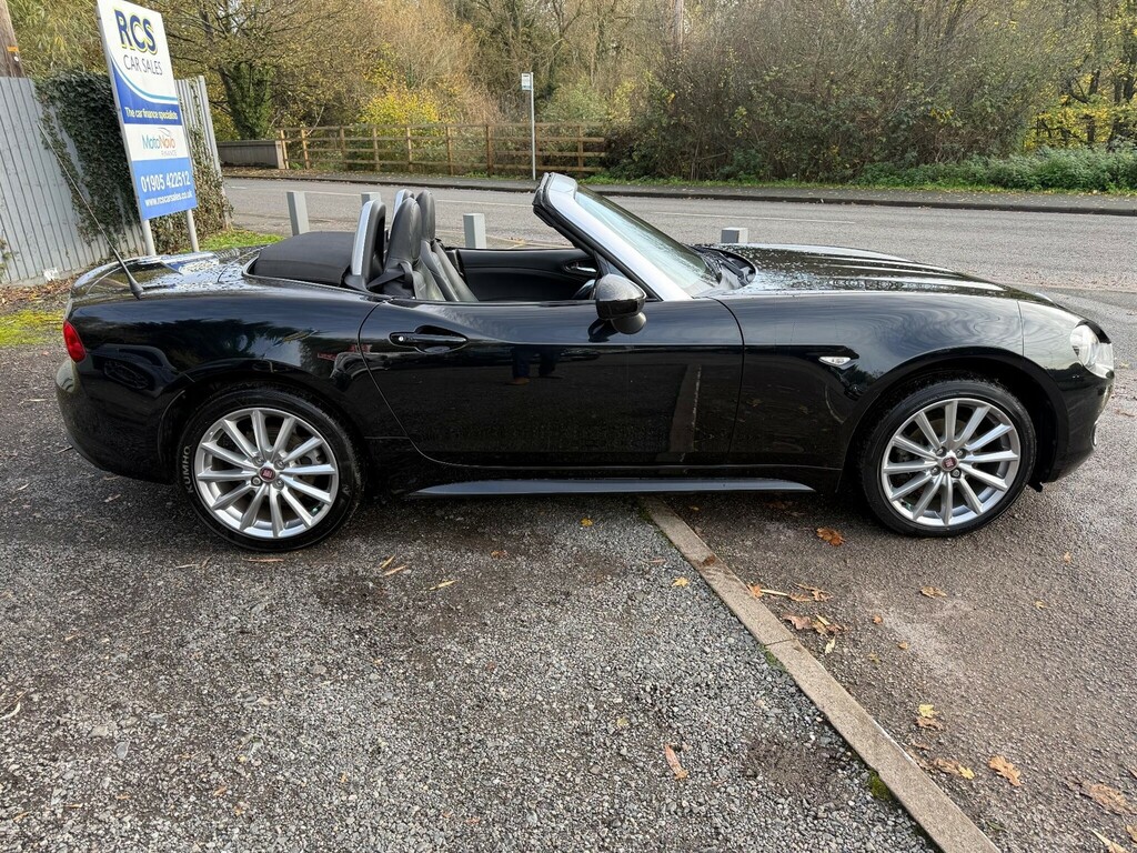 Fiat 124 Spider 1.4 Multiair Lusso Euro 6 VX18TOV Black #2