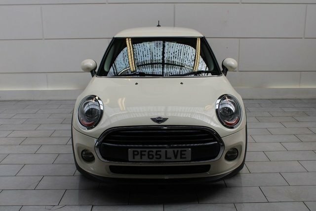 Mini Hatch Cooper White #2