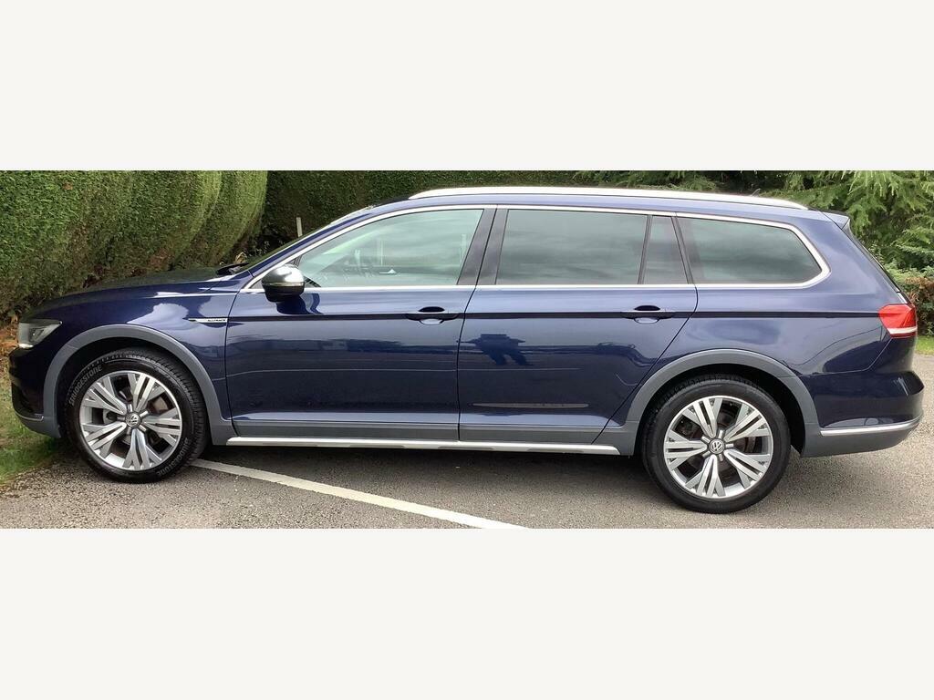 Volkswagen Passat Alltrack 2.0 Tdi Bluemotion Tech Alltrack Dsg 4Motion Euro Blue #5